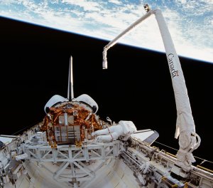 Canadarm_1_-_STS-72
